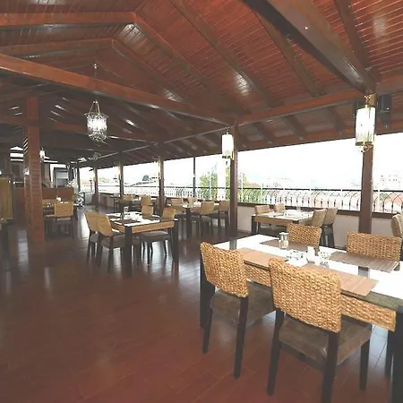 Hotel Bushi Resort&spa Skopje